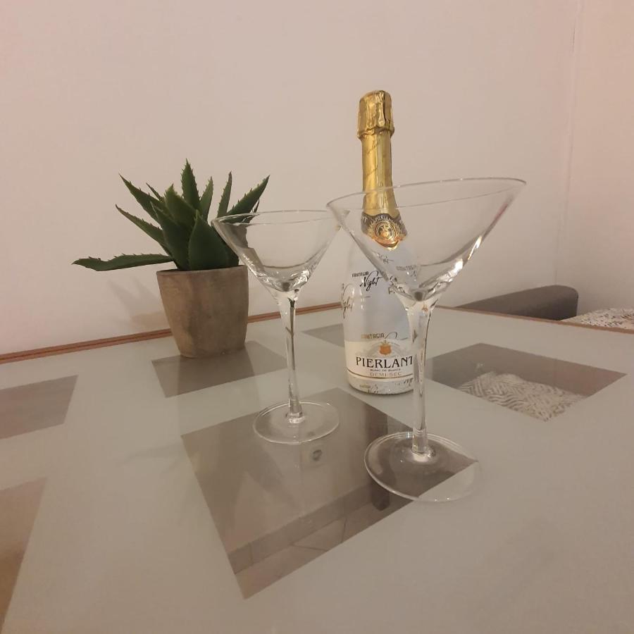 Apartman Monika Near The Beach 斯普利特 外观 照片